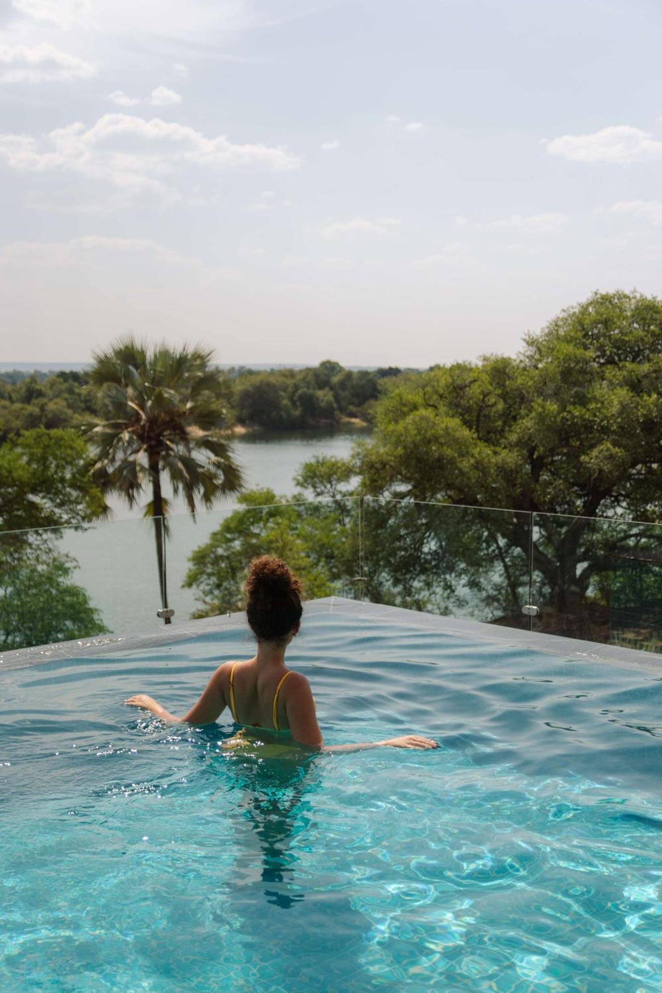 Radisson Blu Mosi-Oa-Tunya Livingstone Resort Esterno foto